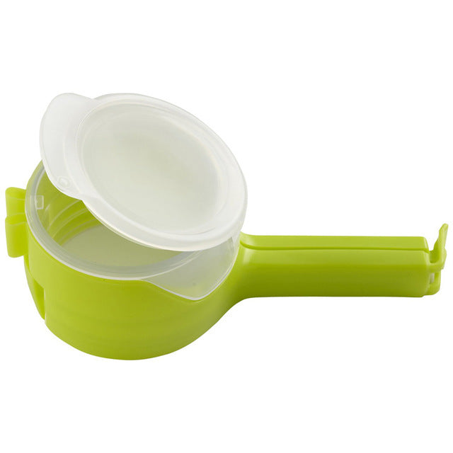 Reusable Bag Clip Snack Sealer with Spray Nozzle | Moisture-Proof Food Storage Solution