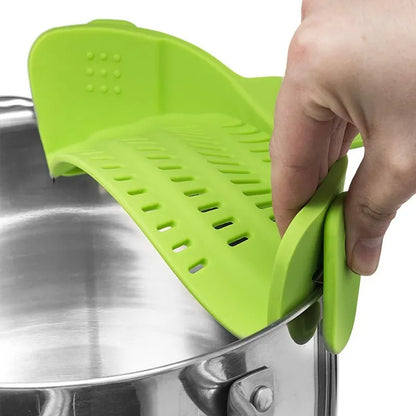 Clip-On Silicone Pot Strainer | Effortless, One-Handed Draining for Pasta, Veggies & More!